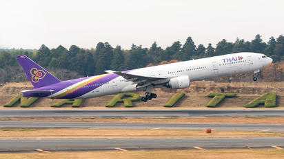 HS-TKB - Thai Airways Boeing 777-300