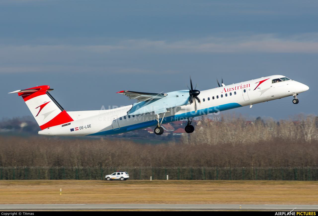 Austrian Airlines/Arrows/Tyrolean OE-LGE aircraft at Budapest Ferenc Liszt International Airport