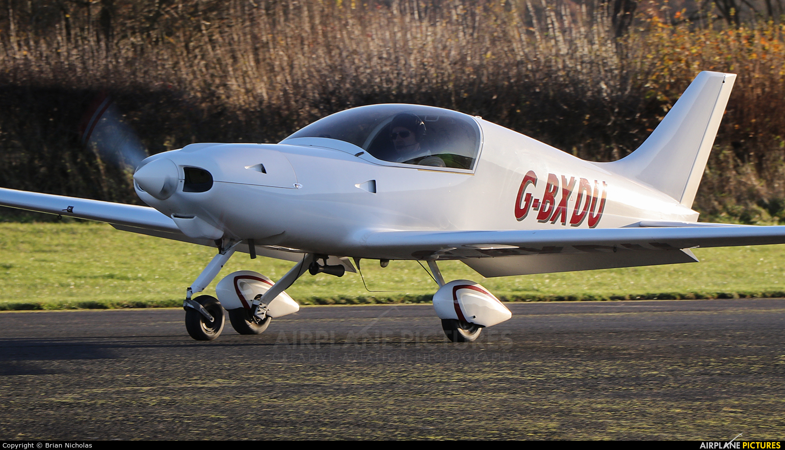 Private G-BXDU aircraft at Welshpool