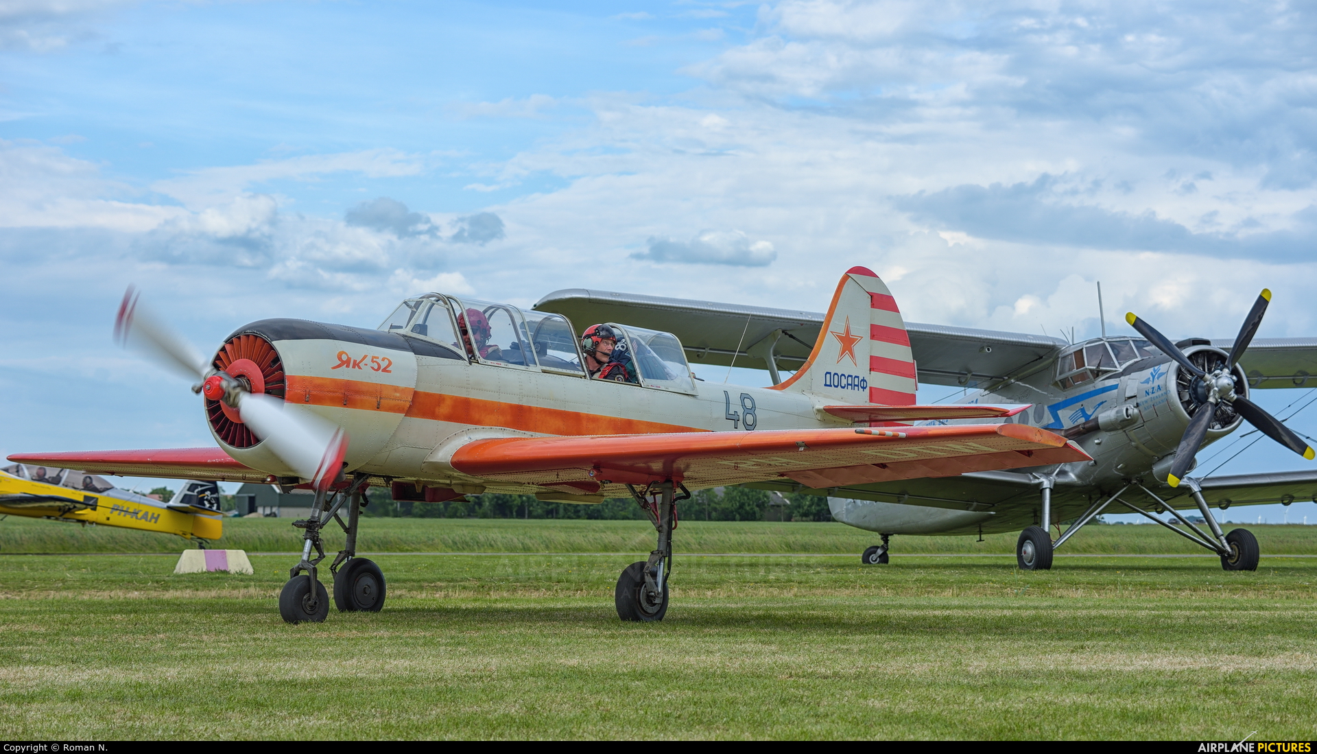 Private PH-DTW aircraft at Oostwold