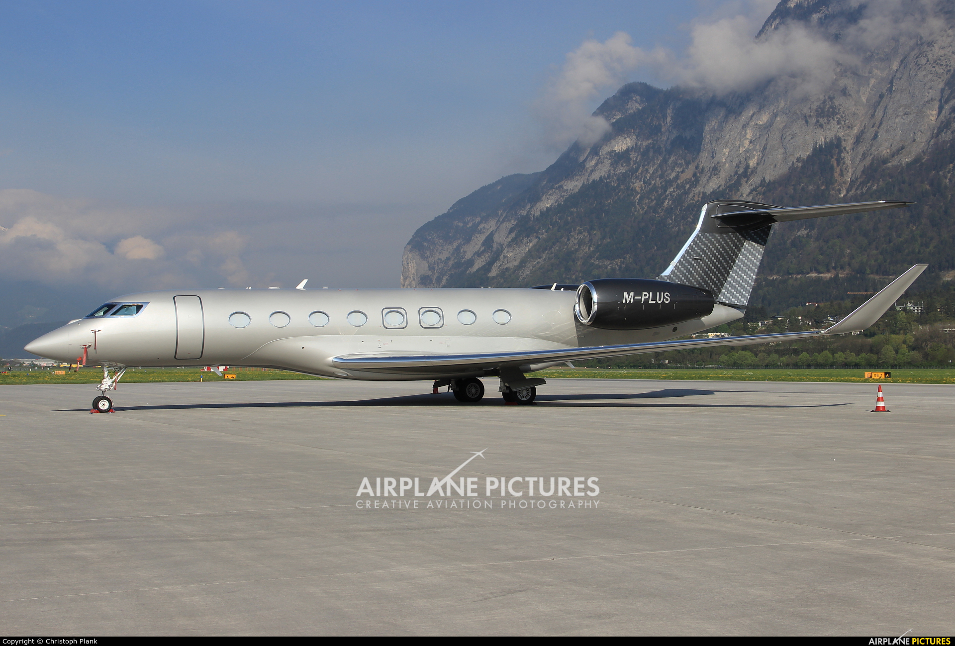 G650 Management Ltd. M-PLUS aircraft at Innsbruck