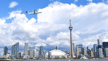 C-GLQO - Porter Airlines de Havilland Canada DHC-8-400Q / Bombardier Q400 aircraft