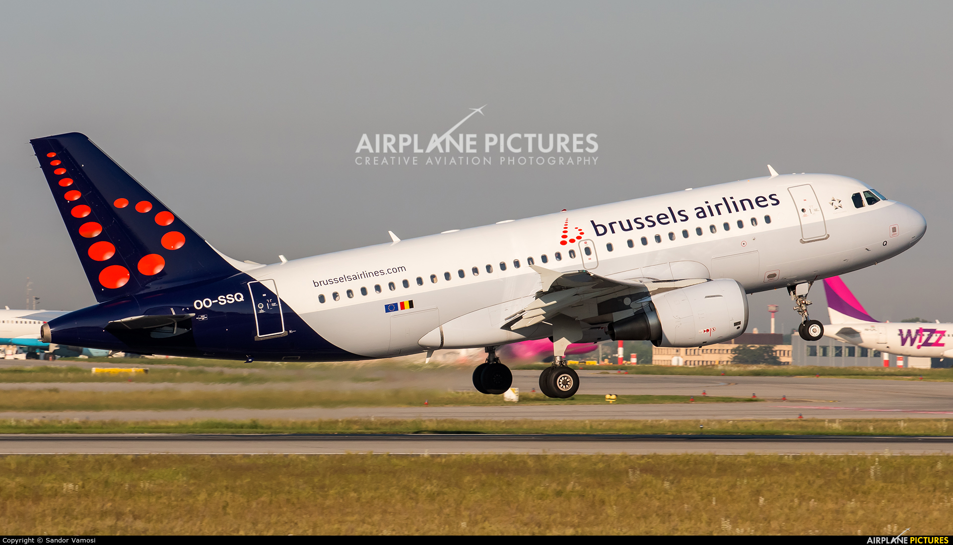 Brussels Airlines OO-SSQ aircraft at Budapest Ferenc Liszt International Airport