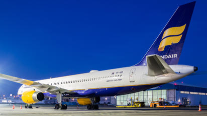 TF-ISD - Icelandair Boeing 757-200WL