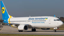 Ukraine International Airlines UR-PSU image