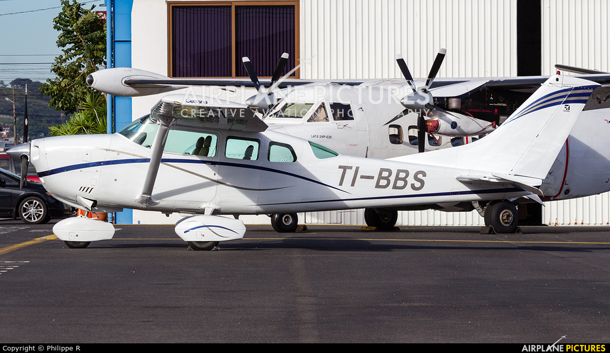  TI-BBS aircraft at San Jose - Tobías Bolaños Intl