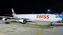 Rare visit of SWISS A340 to Prague title=