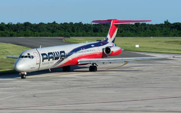 HI992 - PAWA Dominicana McDonnell Douglas MD-83