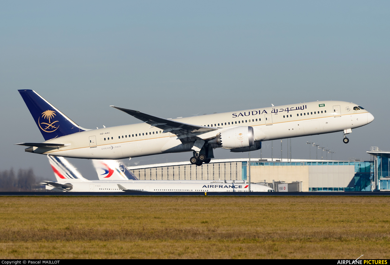 Saudi Arabian Airlines HZ-ARC aircraft at Paris - Charles de Gaulle