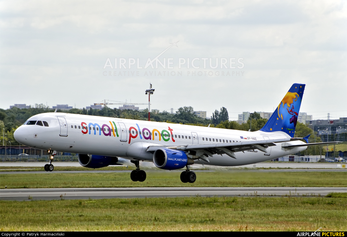 Small Planet Airlines SP-HAZ aircraft at Warsaw - Frederic Chopin