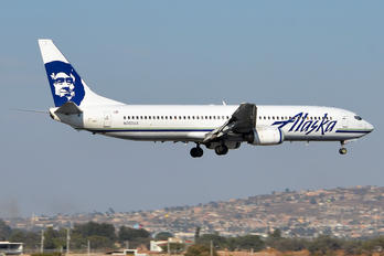 N303AS - Alaska Airlines Boeing 737-900