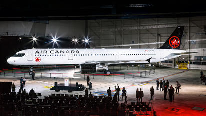C-GJWO - Air Canada Airbus A321