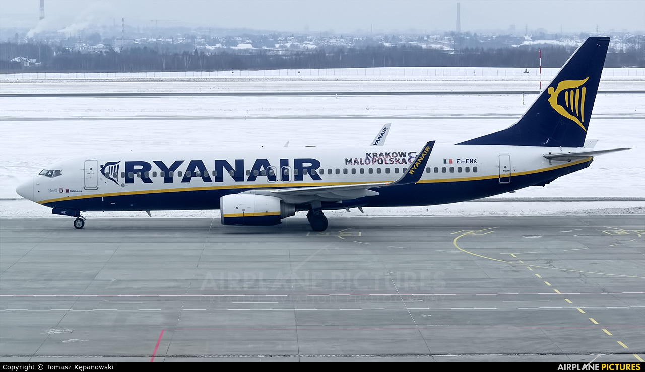 Ryanair EI-ENK aircraft at Rzeszów-Jasionka 