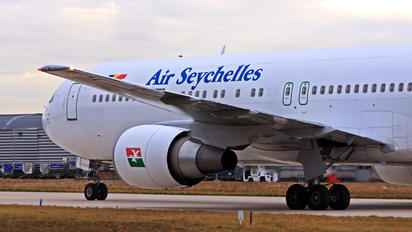 S7-ASY - Air Seychelles Boeing 767-300ER