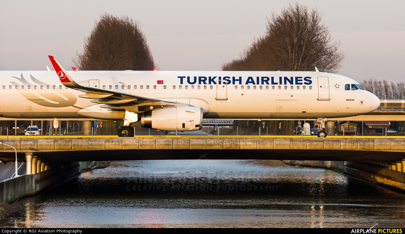 Turkish Airlines TC-JSP aircraft at Amsterdam - Schiphol