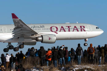 A7-AEF - Qatar Airways Airbus A330-300