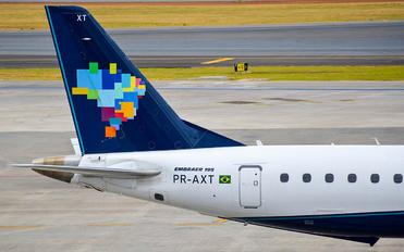 PR-AXT - Azul Linhas Aéreas Embraer ERJ-195 (190-200)