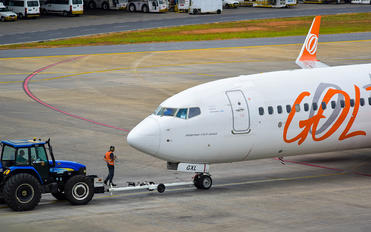 PR-GXL - GOL Transportes Aéreos  Boeing 737-800