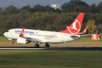 TC-JKO - Turkish Airlines Boeing 737-700