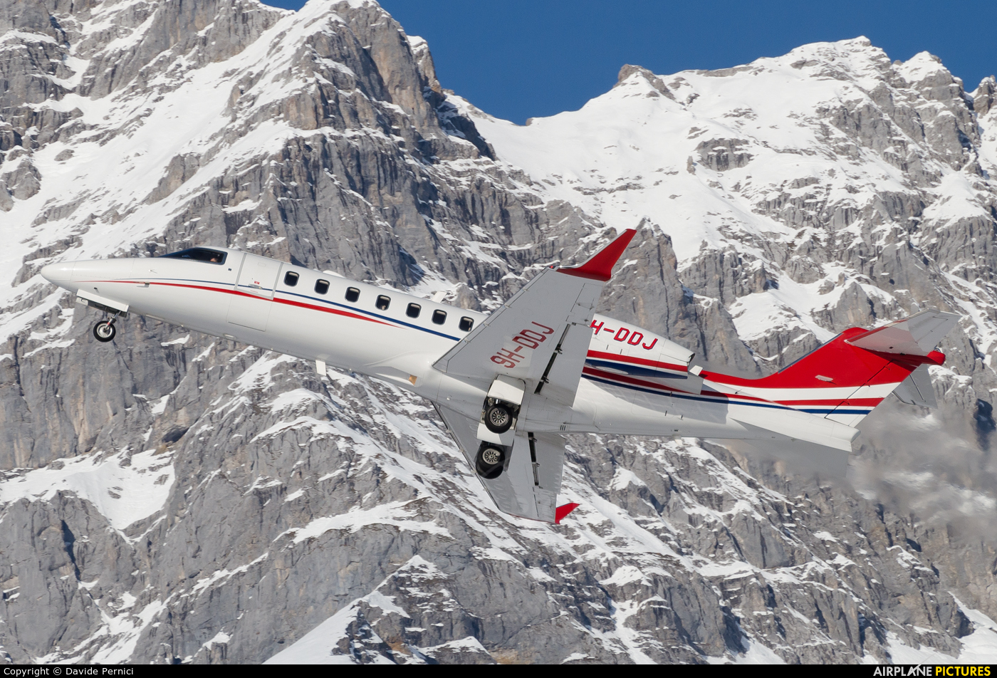 Private 9H-DDJ aircraft at Innsbruck