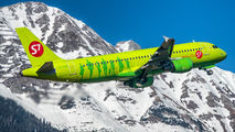 VQ-BDE - S7 Airlines Airbus A320 aircraft