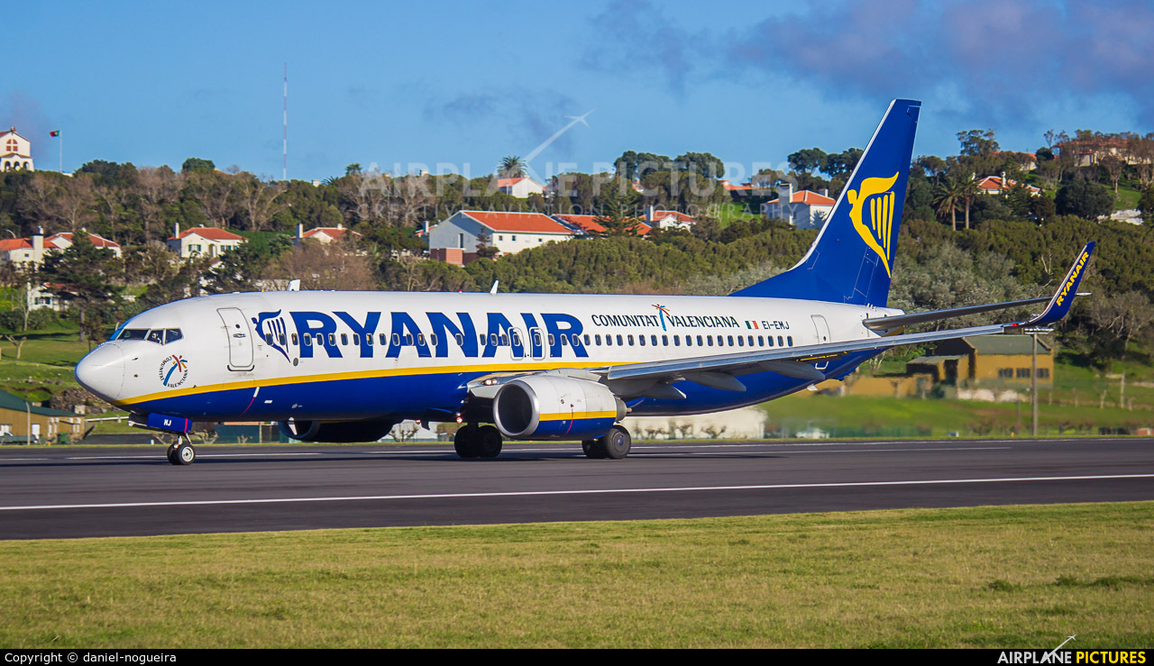 Ryanair EI-EMJ aircraft at Azores - Lajes
