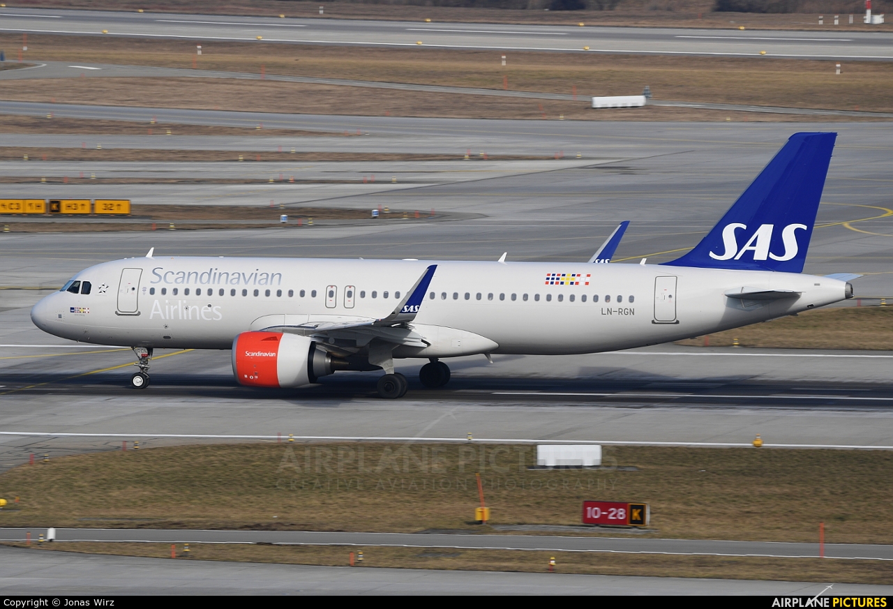SAS - Scandinavian Airlines LN-RGN aircraft at Zurich