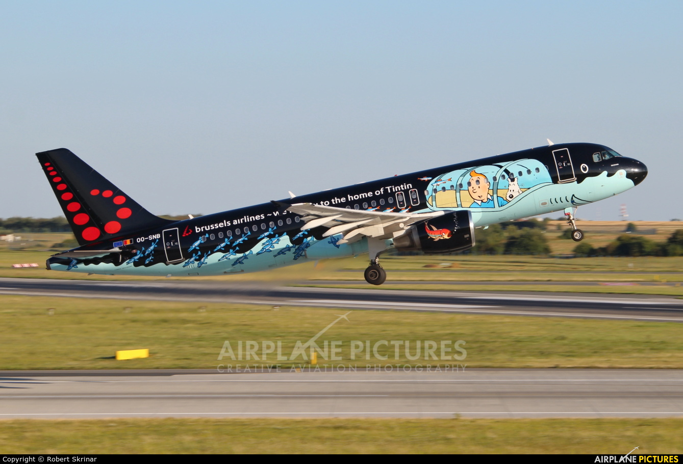 Brussels Airlines OO-SNB aircraft at Prague - Václav Havel