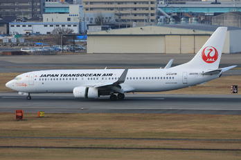 JA02RK - JAL - Japan Transocean Air Boeing 737-800