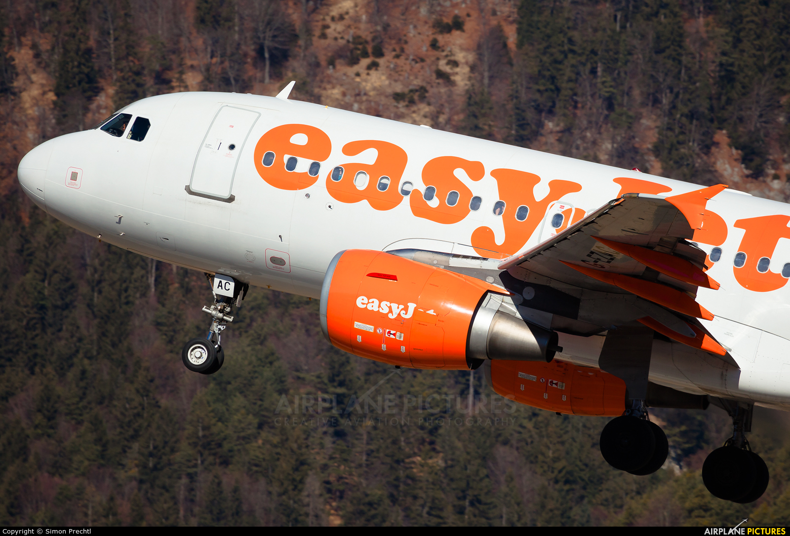easyJet G-EZAC aircraft at Innsbruck