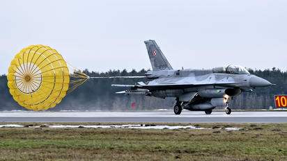 4087 - Poland - Air Force Lockheed Martin F-16D block 52+Jastrząb
