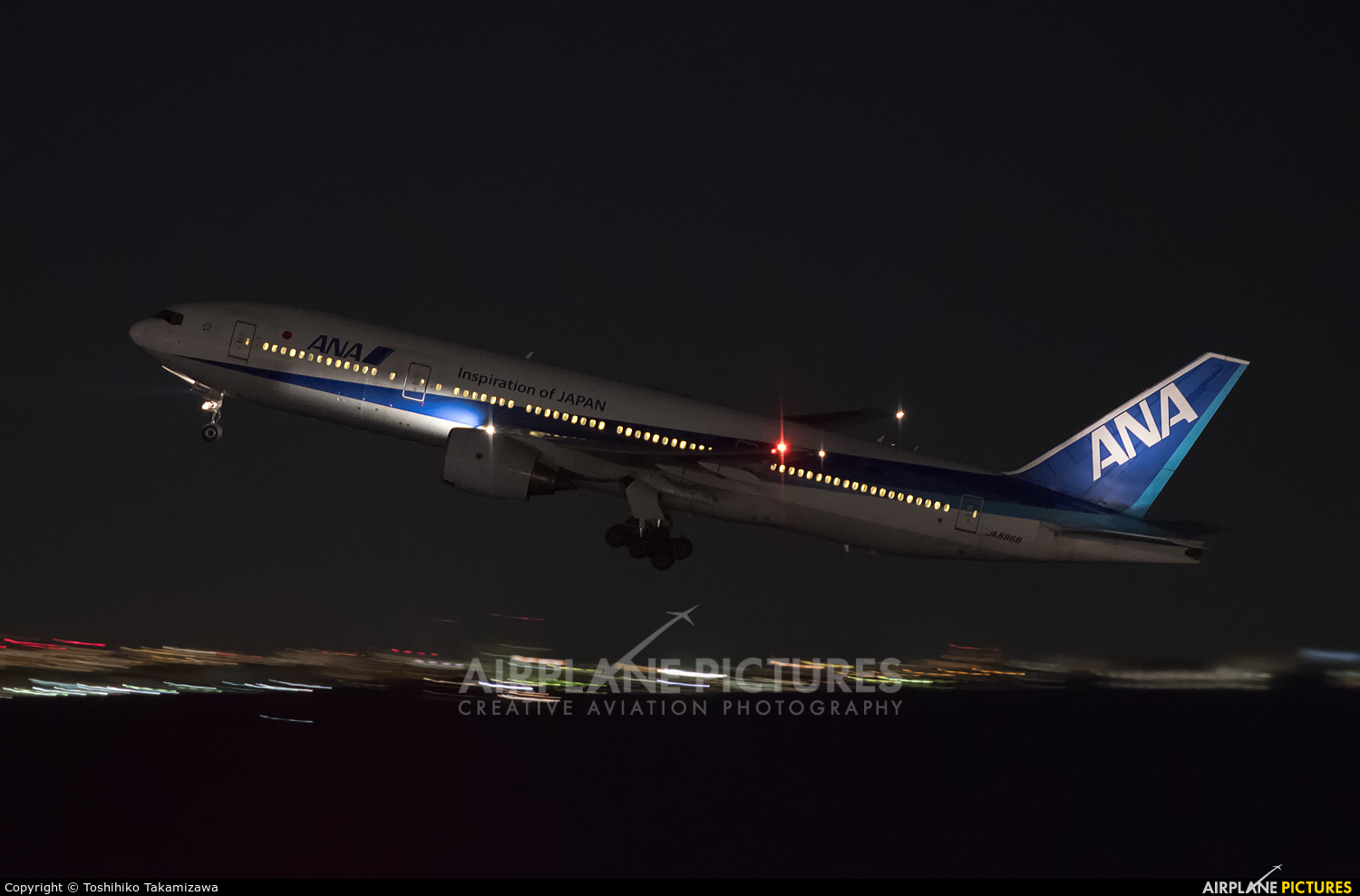 ANA - All Nippon Airways JA8968 aircraft at Tokyo - Haneda Intl