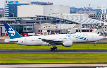 ZK-OKF - Air New Zealand Boeing 777-200ER