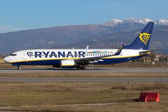 EI-FIT - Ryanair Boeing 737-800