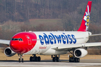 HB-JMG - Edelweiss Airbus A340-300