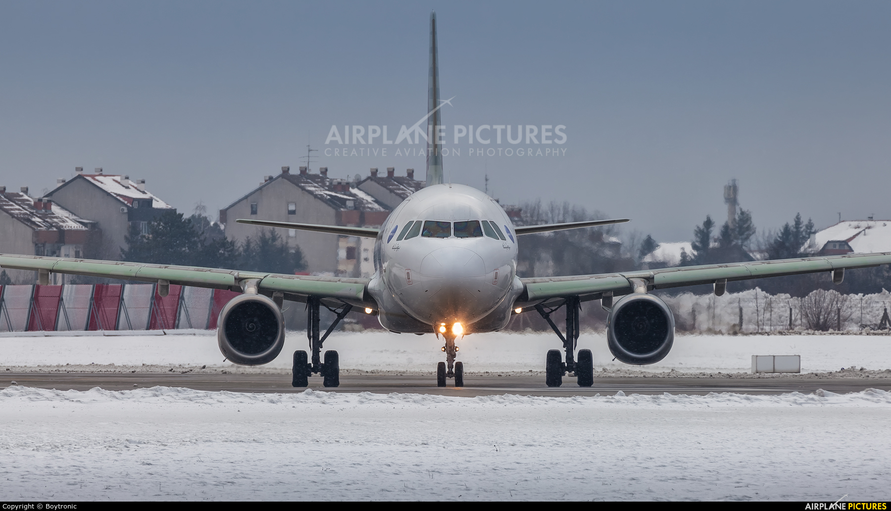 Qatar Airways A7-AHL aircraft at Zagreb