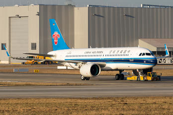 D-AVVD - China Southern Airlines Airbus A320 NEO