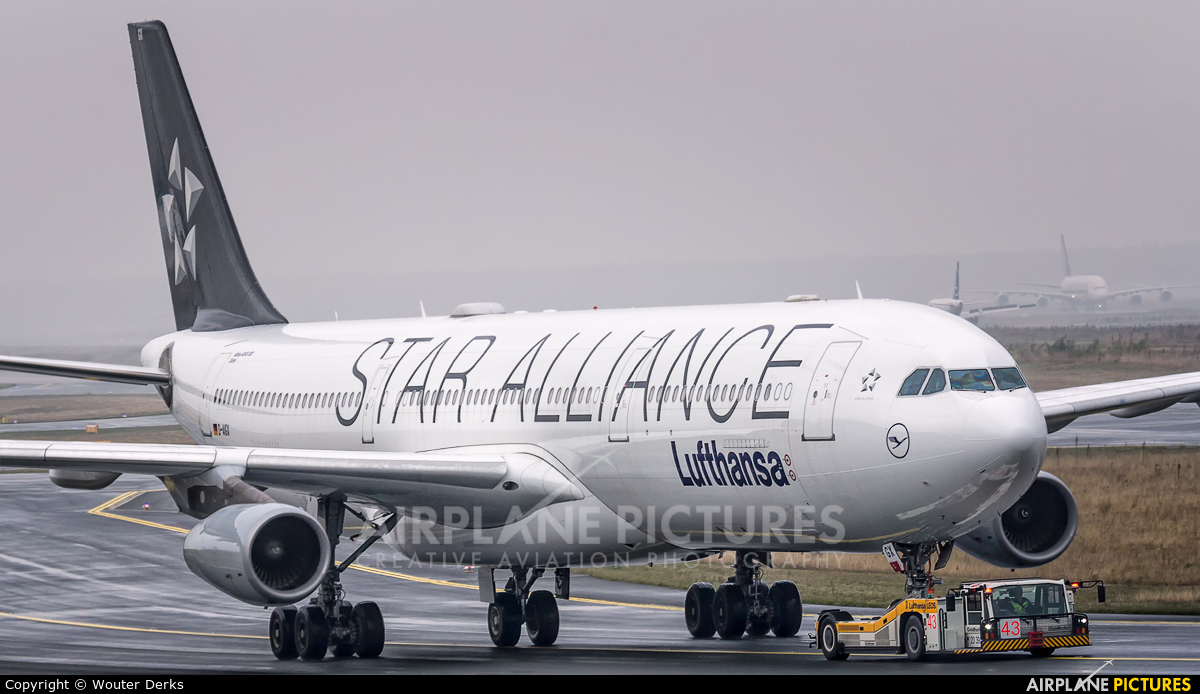 Lufthansa D-AIGX aircraft at Frankfurt