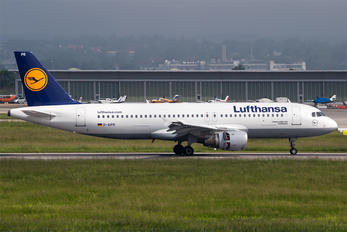 D-AIPR - Lufthansa Airbus A320