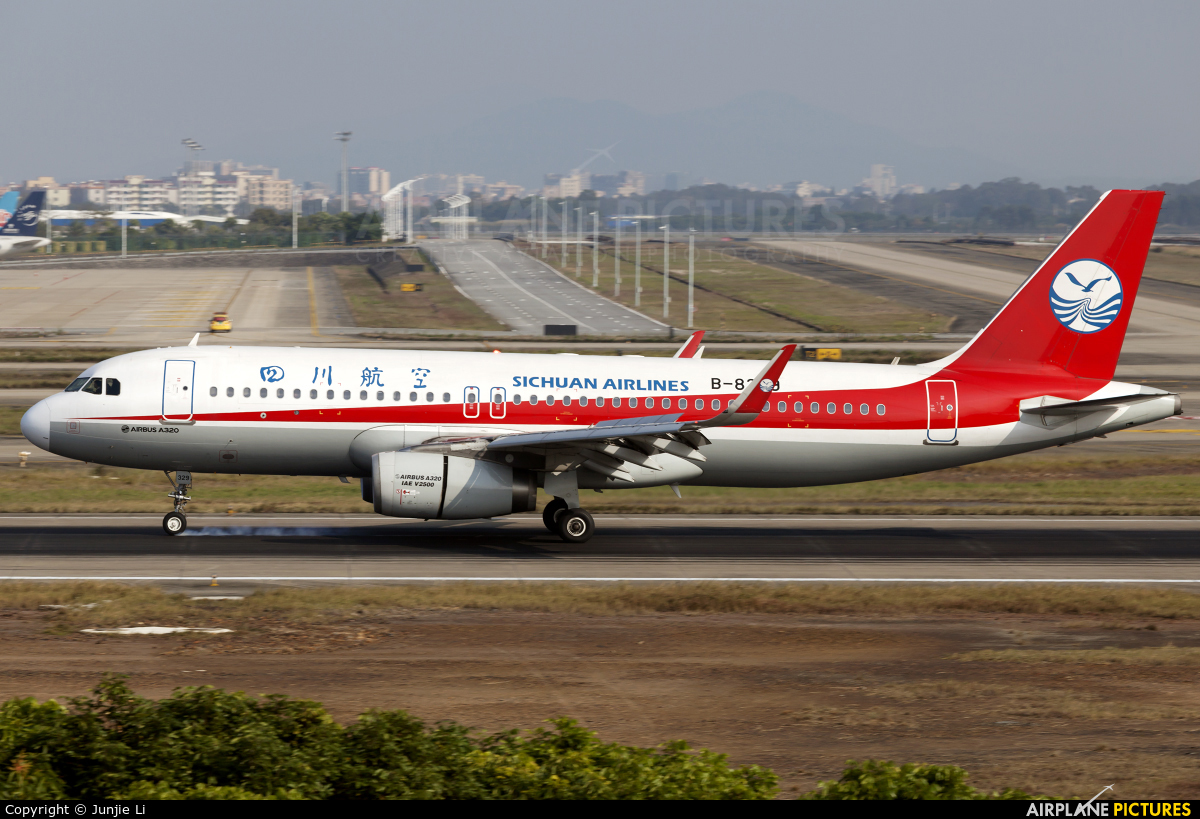 Sichuan Airlines  B-8329 aircraft at Guangzhou - Baiyun