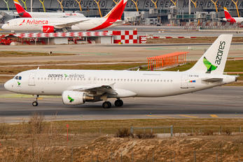 CS-TQK - White Airways Airbus A320