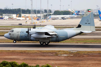 KAF326 - Kuwait - Air Force Lockheed KC-130J Hercules