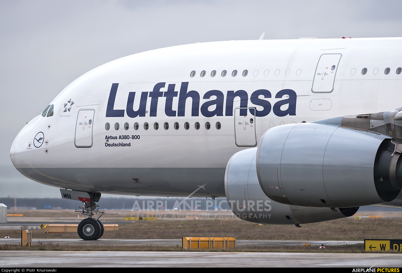 Lufthansa D-AIMN aircraft at Frankfurt
