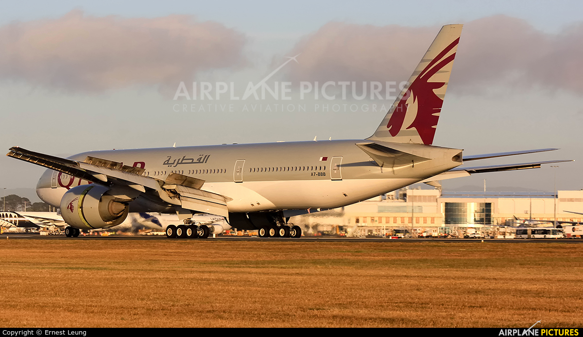 Qatar Airways A7-BBB aircraft at Auckland Intl