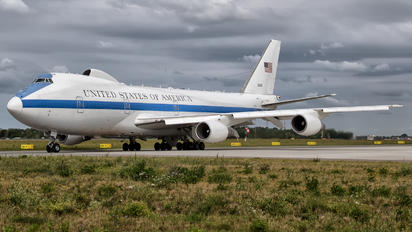 75-0125 - USA - Air Force Boeing E-4B