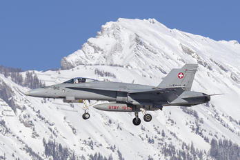 J-5012 - Switzerland - Air Force McDonnell Douglas F/A-18C Hornet