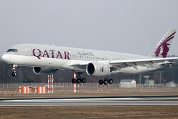 A7-ALH - Qatar Airways Airbus A350-900