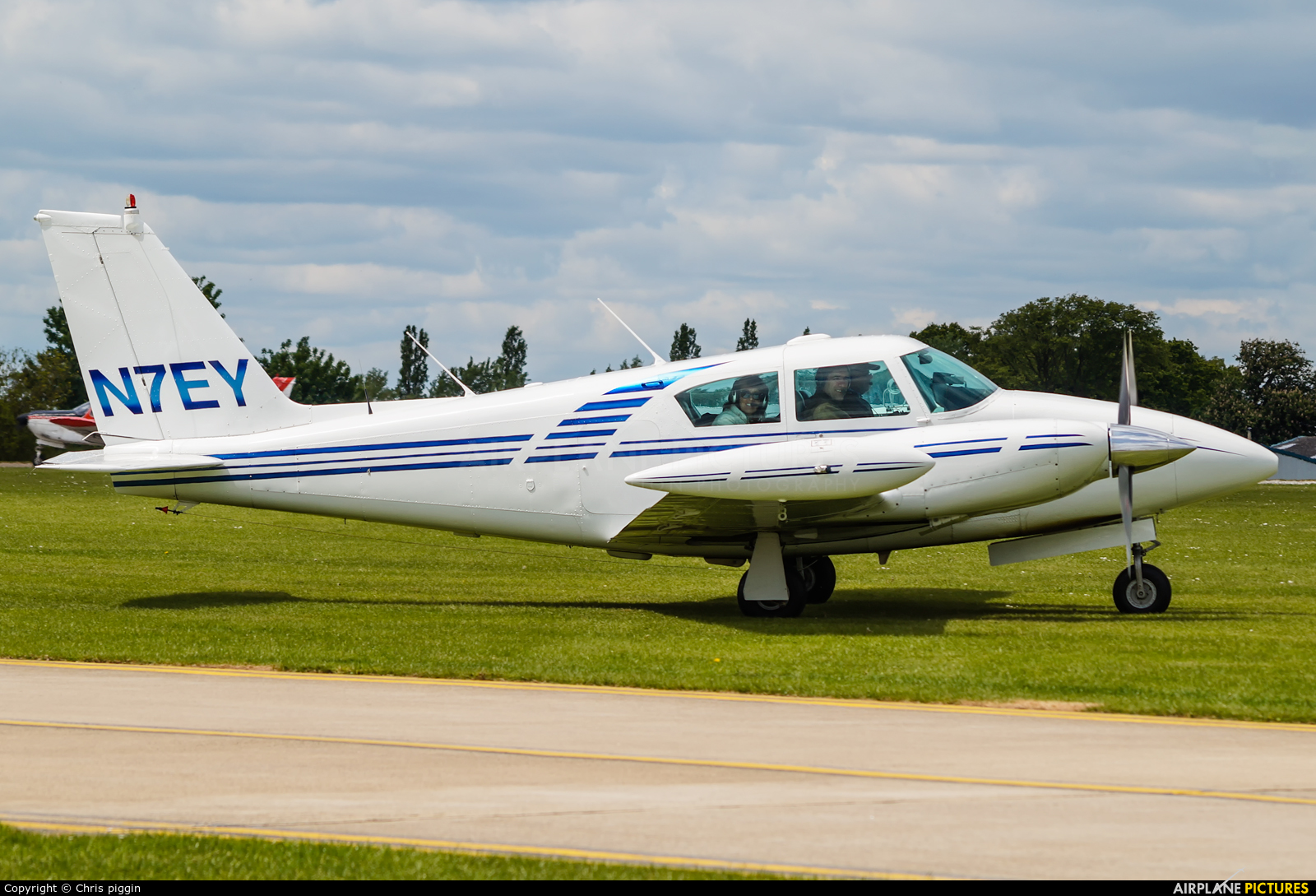 Private N7EY aircraft at Northampton / Sywell