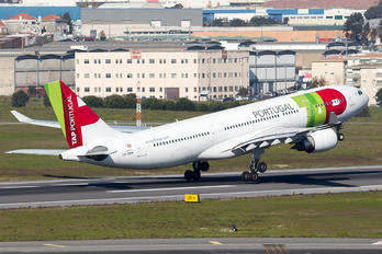 CS-TON - TAP Portugal Airbus A330-200