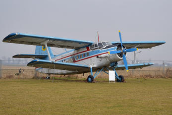 OM-VHB - Aeroklub Dubnica nad Vahom Antonov An-2
